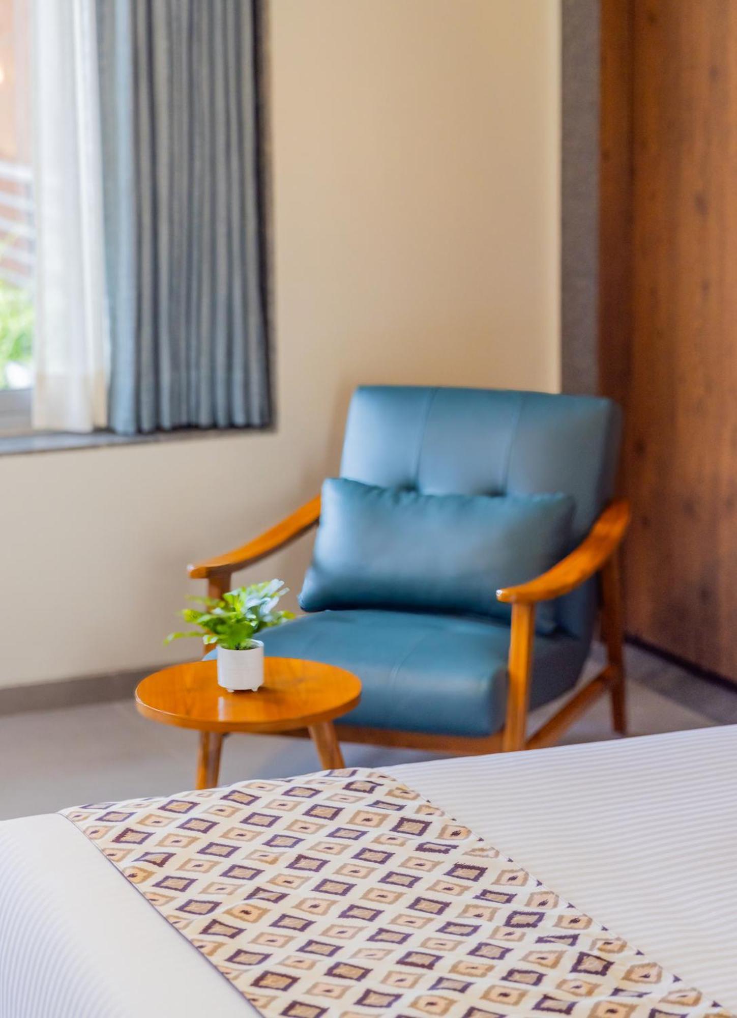 Enrise By Sayaji Kevadia Hotel Exterior photo